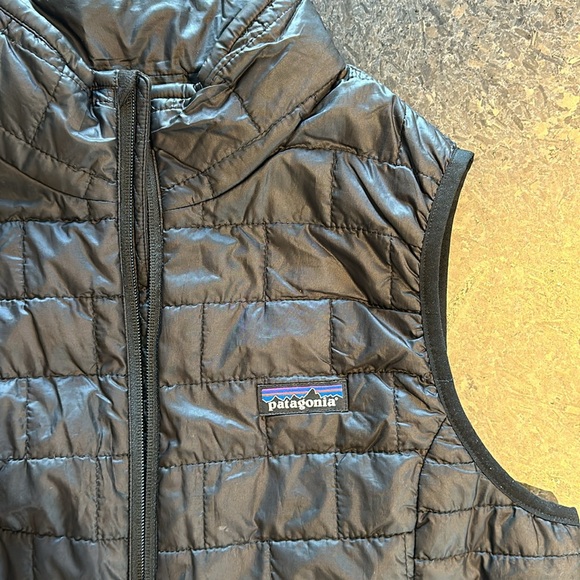 Women’s Patagonia black NanoVest size M - Picture 2 of 5